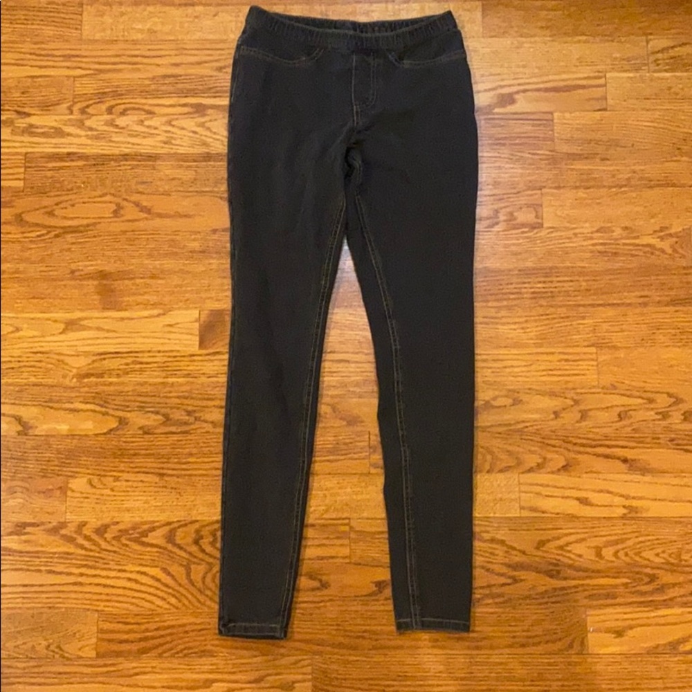 Hue women’s black jeggings with contrast stitch